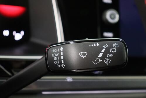 VOLKSWAGEN POLO GTI 2.0 TSI DSG + CARPLAY + PDC + CRUISE + ALU 17