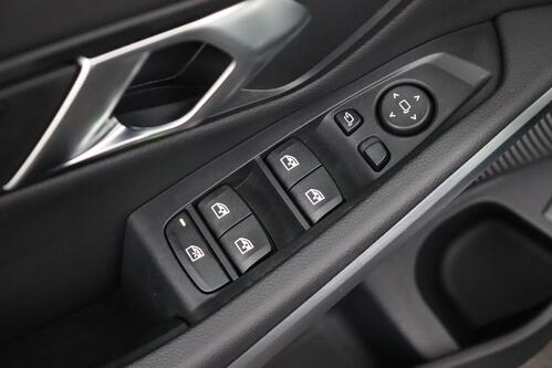 BMW 330 G21 - iA TOURING M-SPORT + GPS + CAMERA + PDC + CRUISE (ACC) + LEDER/ALCANTARA + ALU 