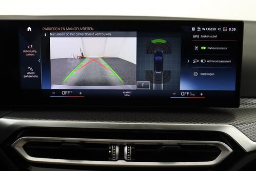 BMW 330 G21 - iA TOURING M-SPORT + GPS + CAMERA + PDC + CRUISE (ACC) + LEDER/ALCANTARA + ALU 