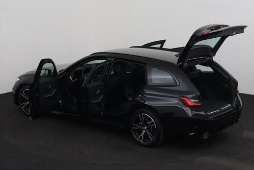 BMW 330 G21 - iA TOURING M-SPORT + GPS + CAMERA + PDC + CRUISE (ACC) + LEDER/ALCANTARA + ALU 