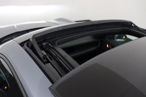 PORSCHE 911 Carrera 992.2 | Sports Exhaust | Pano | Sport Chrono | HD-Matrix LED | BOSE | ACC | 18-way Sports Seats | 360° Cam | Keyless