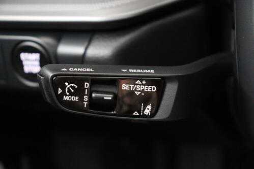 PORSCHE 911 Carrera 992.2 | Sports Exhaust | Pano | Sport Chrono | HD-Matrix LED | BOSE | ACC | 18-way Sports Seats | 360° Cam | Keyless