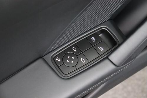 PORSCHE 911 Carrera 992.2 | Sports Exhaust | Pano | Sport Chrono | HD-Matrix LED | BOSE | ACC | 18-way Sports Seats | 360° Cam | Keyless