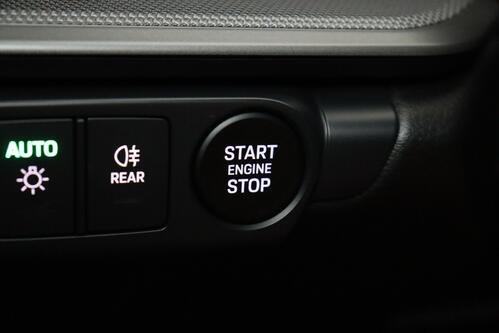 PORSCHE 911 Carrera 992.2 | Sports Exhaust | Pano | Sport Chrono | HD-Matrix LED | BOSE | ACC | 18-way Sports Seats | 360° Cam | Keyless