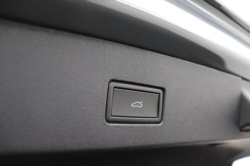 VOLKSWAGEN Tayron 1.5 e-TSI DSG MHEV + CARPLAY + GPS + CAMERA + PDC + ALU 