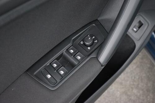 VOLKSWAGEN Tiguan LIFE BUSINESS 1.5 TSI DSG + CARPLAY + GPS + CAMERA + PDC + CRUISE (ACC) + ALU 17