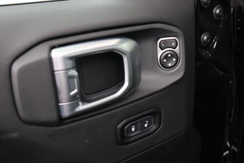 JEEP Wrangler RUBICON  2.0 i + A/T + GPS + LEDER + CAMERA + OPEN DAK + CRUISE(ACC) + PDC + ALU 