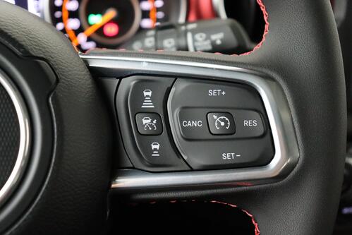 JEEP Wrangler RUBICON  2.0 i + A/T + GPS + LEDER + CAMERA + OPEN DAK + CRUISE(ACC) + PDC + ALU 