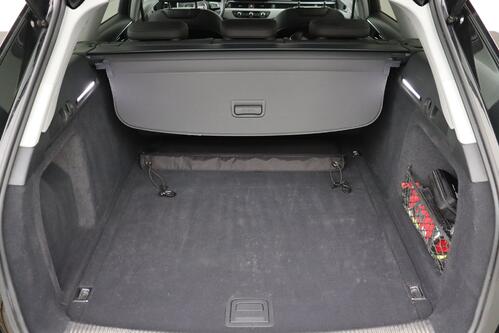 AUDI A4 AVANT 30 2.0 TDI + CARPLAY + GPS + PDC + LEDER + ALU 17