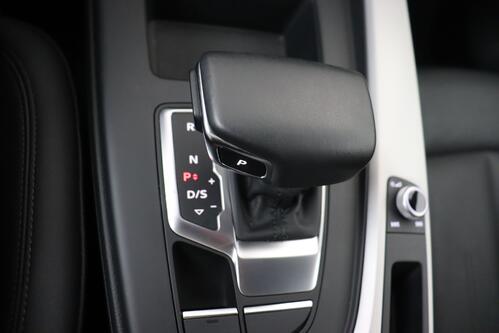 AUDI A4 AVANT 30 2.0 TDI + CARPLAY + GPS + PDC + LEDER + ALU 17