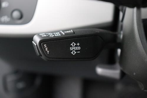 AUDI A4 AVANT 30 2.0 TDI + CARPLAY + GPS + PDC + LEDER + ALU 17