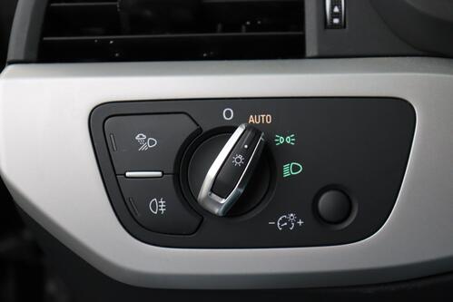 AUDI A4 AVANT 2.0 TSI S-LINE S-TRONIC + GPS + PDC + LEDER + ALU 