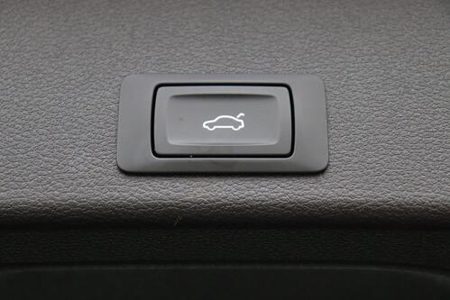 AUDI A4 AVANT 2.0 TSI S-LINE S-TRONIC + GPS + PDC + LEDER + ALU 