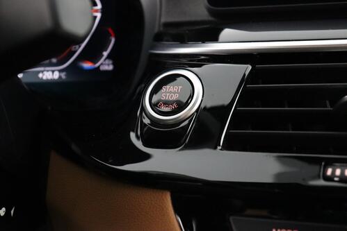 BMW 518 DA BERLINE + CARPLAY + GPS + CAMERA + PDC + CRUISE + LEDER + ALU