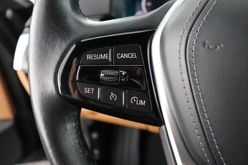 BMW 518 DA BERLINE + CARPLAY + GPS + CAMERA + PDC + CRUISE + LEDER + ALU