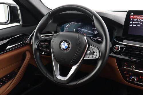 BMW 518 DA BERLINE + CARPLAY + GPS + CAMERA + PDC + CRUISE + LEDER + ALU