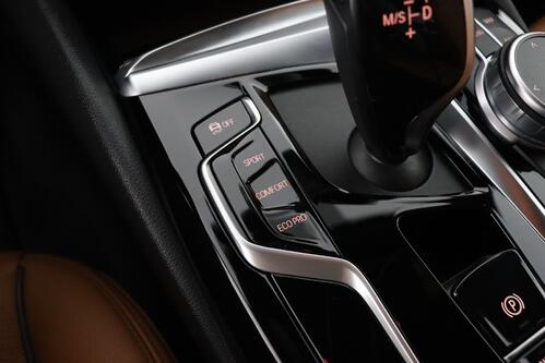 BMW 518 DA BERLINE + CARPLAY + GPS + CAMERA + PDC + CRUISE + LEDER + ALU