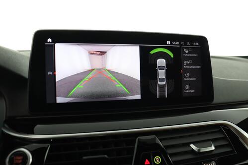 BMW 518 DA BERLINE + CARPLAY + GPS + CAMERA + PDC + CRUISE + LEDER + ALU