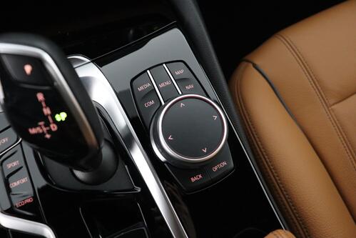 BMW 518 DA BERLINE + CARPLAY + GPS + CAMERA + PDC + CRUISE + LEDER + ALU