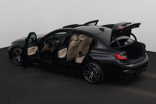 BMW 330 xDRIVE iA M-SPORT + GPS + CAMERA + PDC + CRUISE + SCHUIFDAK + LEDER + ALU