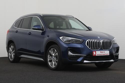 BMW X1 X-LINE 20 iA  M-SPORT+ GPS + CAMERA + PDC + CRUISE (ACC) + PANO DAK  + HALF/LEDER + ALU 