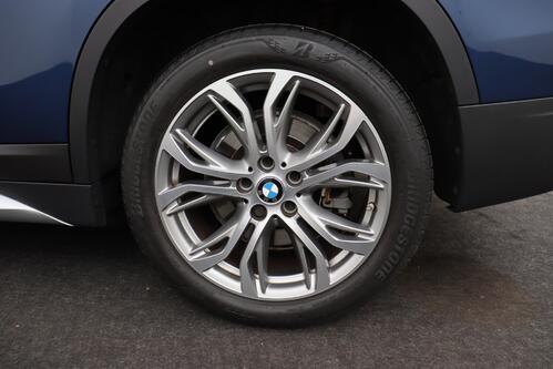 BMW X1 X-LINE 20 iA  M-SPORT+ GPS + CAMERA + PDC + CRUISE (ACC) + PANO DAK  + HALF/LEDER + ALU 