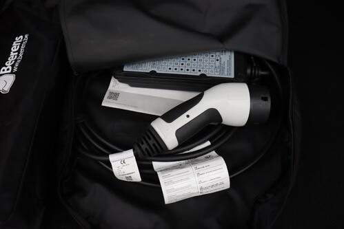 MERCEDES-BENZ A  250 e BUS. SOLUTION IA 8G-DCT + GPS + LEDER + CAMERA + PDC + CRUISE (ACC) + ALU 17