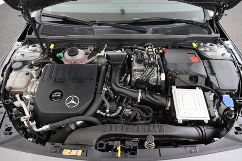 MERCEDES-BENZ A  250 e BUS. SOLUTION IA 8G-DCT + GPS + LEDER + CAMERA + PDC + CRUISE (ACC) + ALU 17