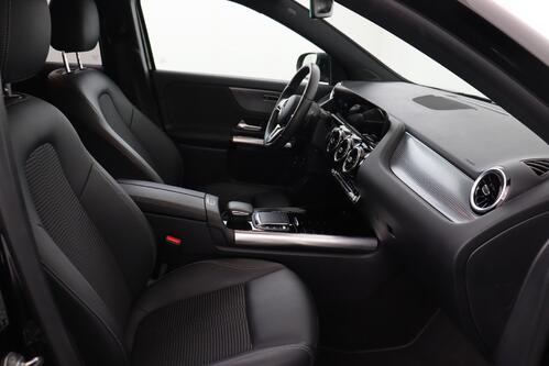 MERCEDES-BENZ GLA 250 e IA LUXURY LINE PHEV + CARPLAY + GPS + CAMERA + PDC + CRUISE + HALF-LEDER + ALU 18
