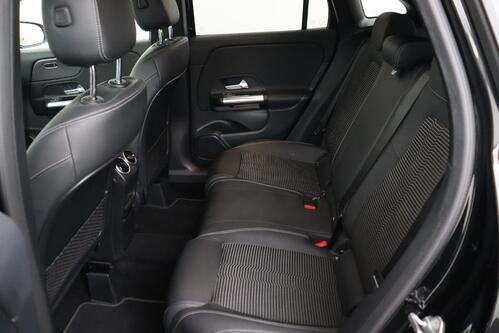 MERCEDES-BENZ GLA 250 e IA LUXURY LINE PHEV + CARPLAY + GPS + CAMERA + PDC + CRUISE + HALF-LEDER + ALU 18