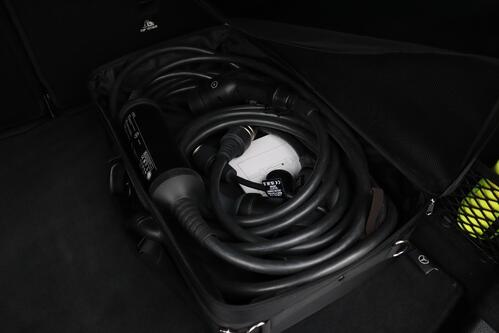 MERCEDES-BENZ GLA 250 e IA LUXURY LINE PHEV + CARPLAY + GPS + CAMERA + PDC + CRUISE + HALF-LEDER + ALU 18