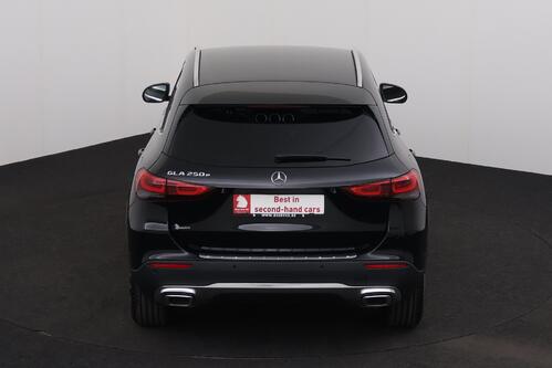 MERCEDES-BENZ GLA 250 e IA LUXURY LINE PHEV + CARPLAY + GPS + CAMERA + PDC + CRUISE + HALF-LEDER + ALU 18