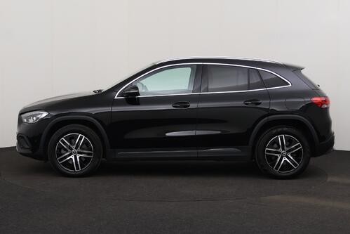 MERCEDES-BENZ GLA 250 e IA LUXURY LINE PHEV + CARPLAY + GPS + CAMERA + PDC + CRUISE + HALF-LEDER + ALU 18