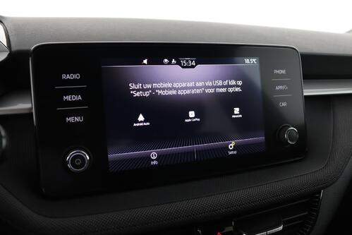 SKODA Fabia SELECTION 1.0 TSI DSG + CARPLAY + PDC + ALU