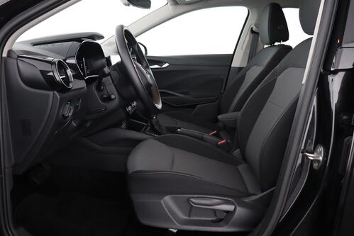 SKODA Fabia SELECTION 1.0 TSI DSG + CARPLAY + PDC + ALU