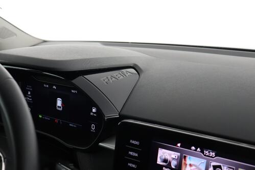SKODA Fabia SELECTION 1.0 TSI DSG + CARPLAY + PDC + ALU
