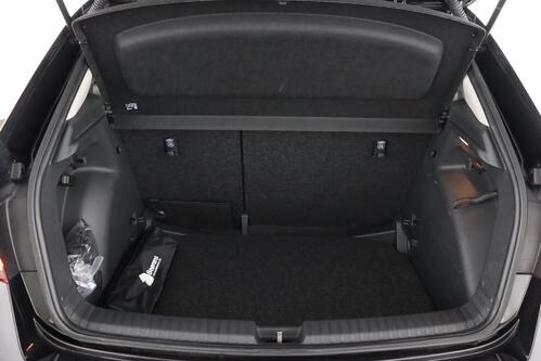 SKODA Fabia SELECTION 1.0 TSI DSG + CARPLAY + PDC + ALU