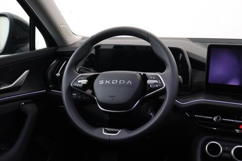SKODA Kodiaq 1.5 TSI DSG + 7PL. + CARPLAY + CAMERA + PDC + CRUISE