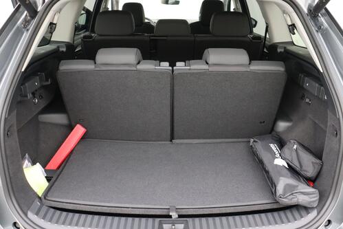 SKODA Kodiaq 1.5 TSI DSG + 7PL. + CARPLAY + CAMERA + PDC + CRUISE 