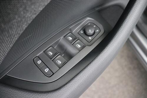 SKODA Kodiaq 1.5 TSI DSG + 7PL. + CARPLAY + CAMERA + PDC + CRUISE 