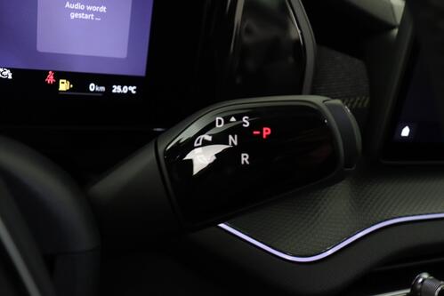 SKODA Kodiaq 1.5 TSI DSG + 7PL. + CARPLAY + CAMERA + PDC + CRUISE 