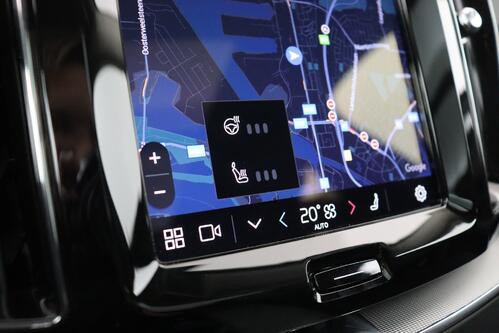 VOLVO XC60 PLUS DARK 2.0T8 RECHARGE GEARTRONIC PHEV + CARPLAY + GPS + CAMERA + PDC + CRUISE (ACC) + PANO + LEDER + ALU 20