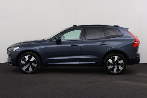 VOLVO XC60 PLUS DARK 2.0T8 RECHARGE GEARTRONIC PHEV + CARPLAY + GPS + CAMERA + PDC + CRUISE (ACC) + PANO + LEDER + ALU 20