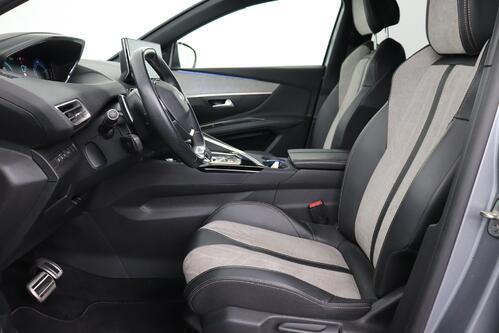 PEUGEOT 3008 GT 1.6 PURETECH HYBRID e-EAT8 + A/T + GPS + CARPLAY + HALF/LEDER + CAMERA + PDC + CRUISE + ALU 18 + TREKHAAK 