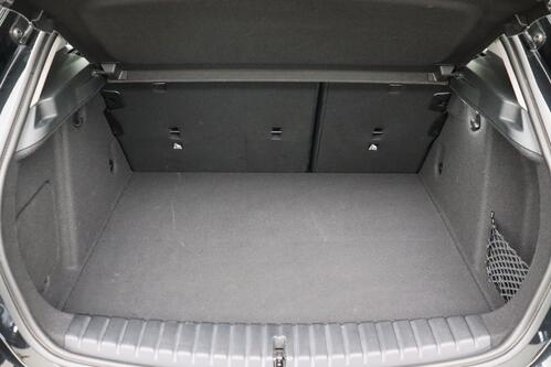 BMW 118  iA ADVANTAGE + CARPLAY + GPS + CAMERA + PDC + CRUISE + ALU 