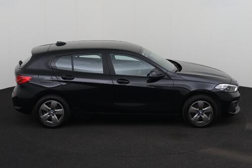 BMW 118  iA ADVANTAGE + CARPLAY + GPS + CAMERA + PDC + CRUISE + ALU 