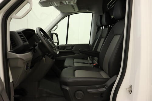 VOLKSWAGEN Crafter 2.0 TDI MT L3H3 Fourgon + CARPLAY + AIRCO 