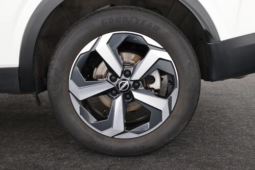 NISSAN Qashqai  TEKNA 1.3 T-GDI + GPS + CARPLAY + CAMERA + PDC + CRUISE(ACC) + PANO DAK + ALU 