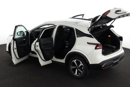 NISSAN Qashqai  TEKNA 1.3 T-GDI + GPS + CARPLAY + CAMERA + PDC + CRUISE(ACC) + PANO DAK + ALU 