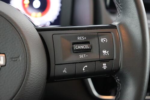 NISSAN Qashqai  TEKNA 1.3 T-GDI + GPS + CARPLAY + CAMERA + PDC + CRUISE(ACC) + PANO DAK + ALU 